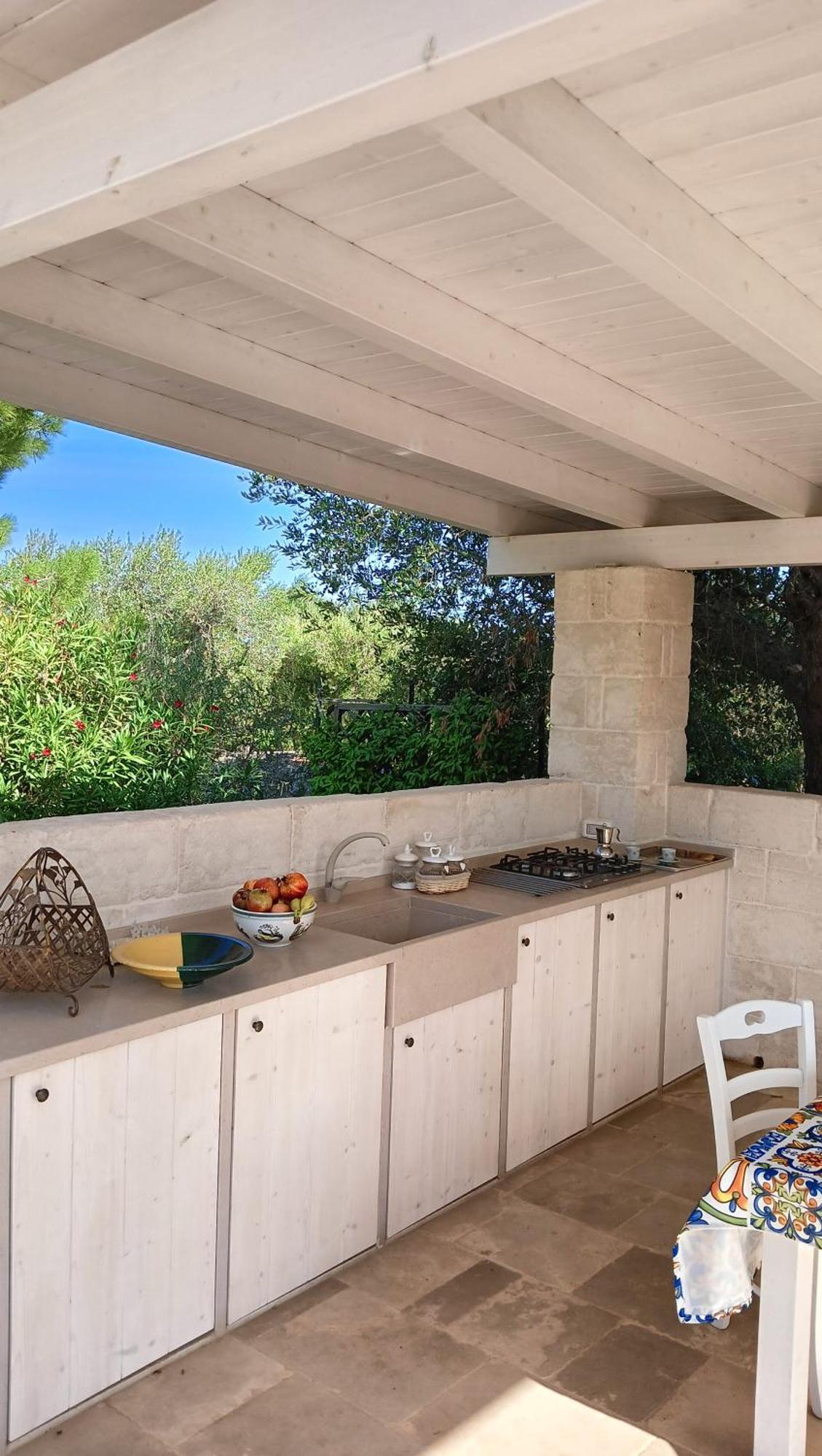 Trullo Bosco Libero Ostuni Exterior foto