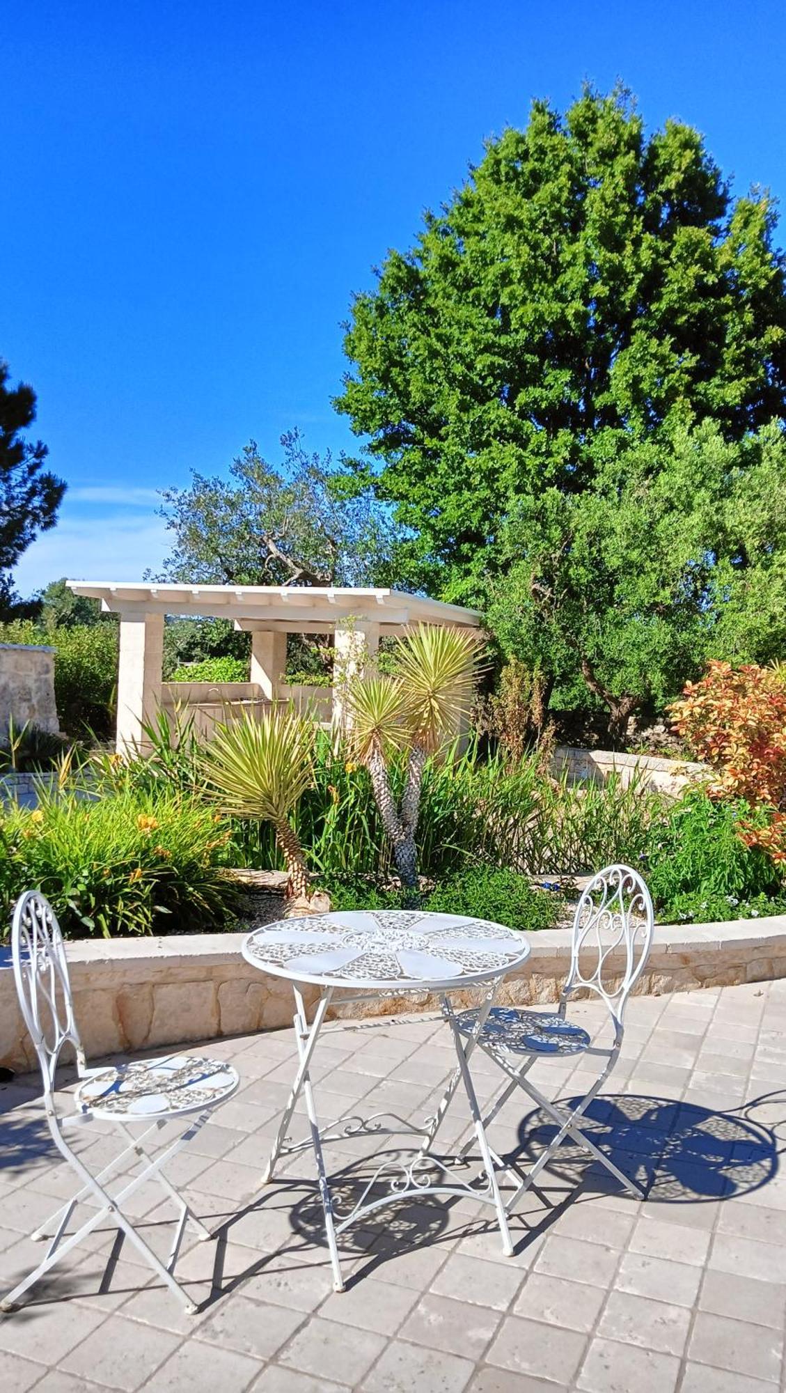 Trullo Bosco Libero Ostuni Exterior foto