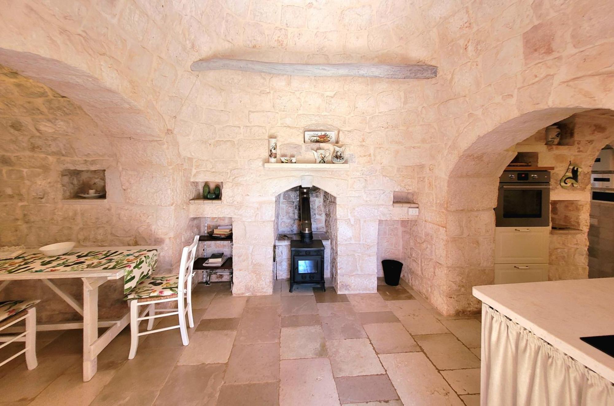 Trullo Bosco Libero Ostuni Exterior foto